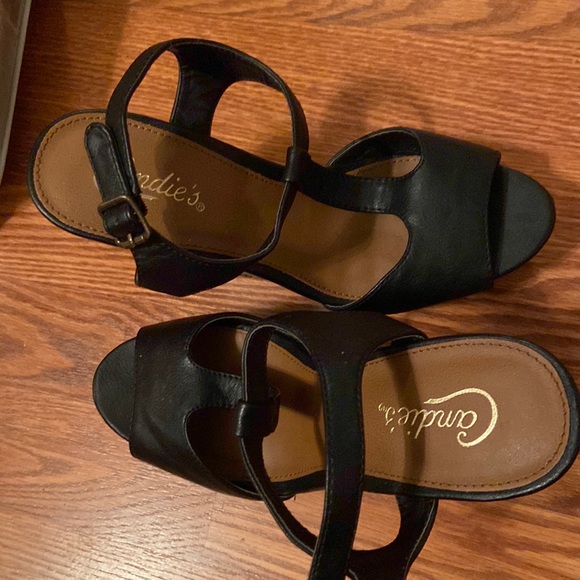 Candies wedges, comfortable and worn once. - Picture 2 of 4